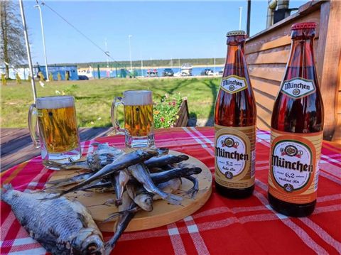 Kalavalik suupistelaual